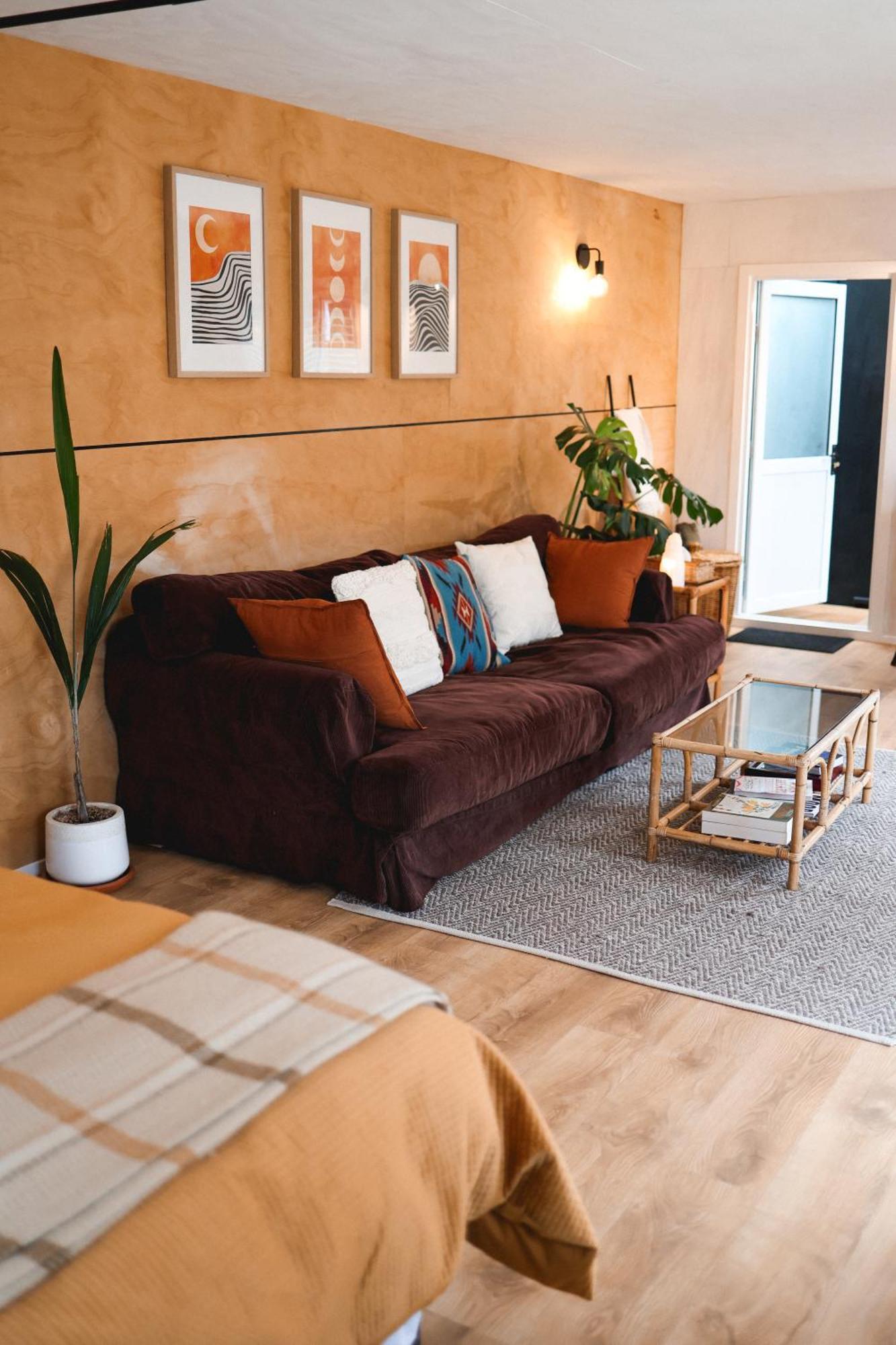 Kaitake Kabana - Unique, Off-Grid, Studio Retreat Oakura Екстер'єр фото